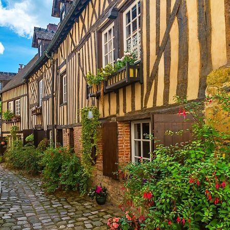 Appartement De Charme Dans Un Chateau A 5 Min D'Honfleur Gonneville-sur-Honfleur Exterior foto